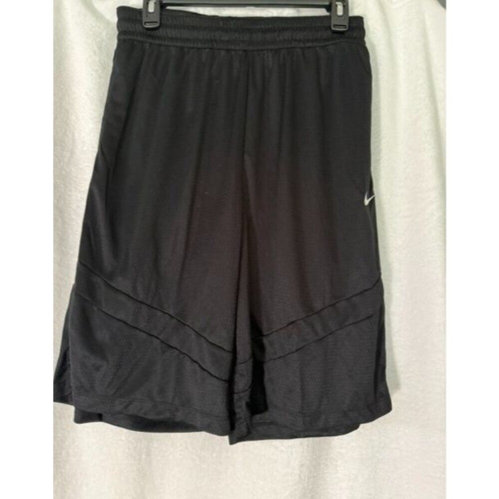 Nike Dri-FIT Men’s Basketball Shorts Size M Black Athletic Training Gym NWT